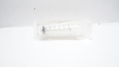 BD 302833 Slip Tip 30 ml Syringe